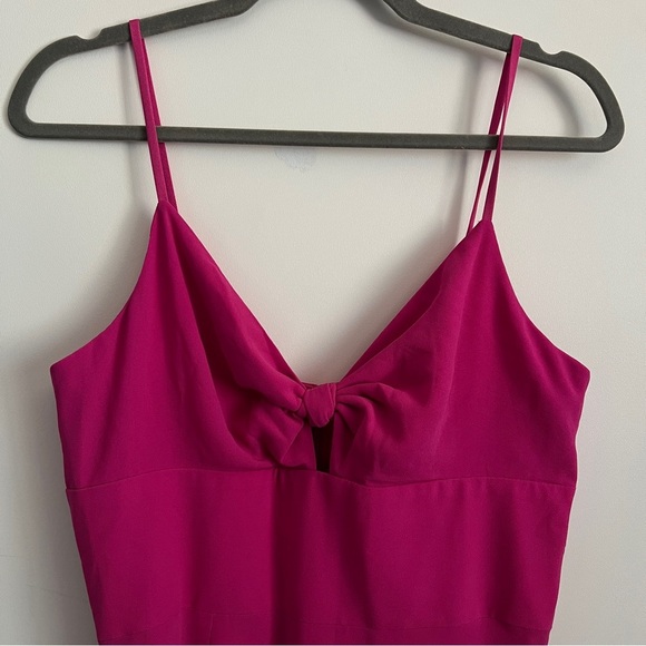 Dress The Population Fuchsia Cambria Twist Bodice Gown in-Size M NWT - Picture 4 of 8